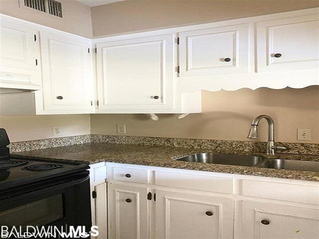 Photo - 600 Cheshire Ln