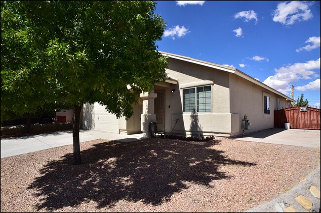 Photo - 14325 Island Point Dr