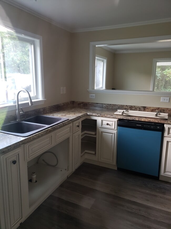 Photo - 349 Buck Shoals Rd