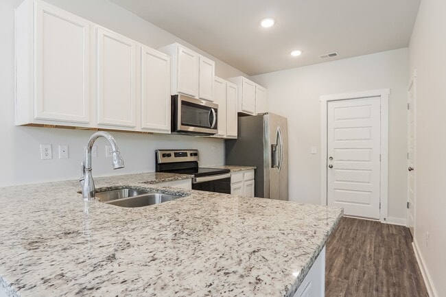 Photo - 5512 Cathwick Trce