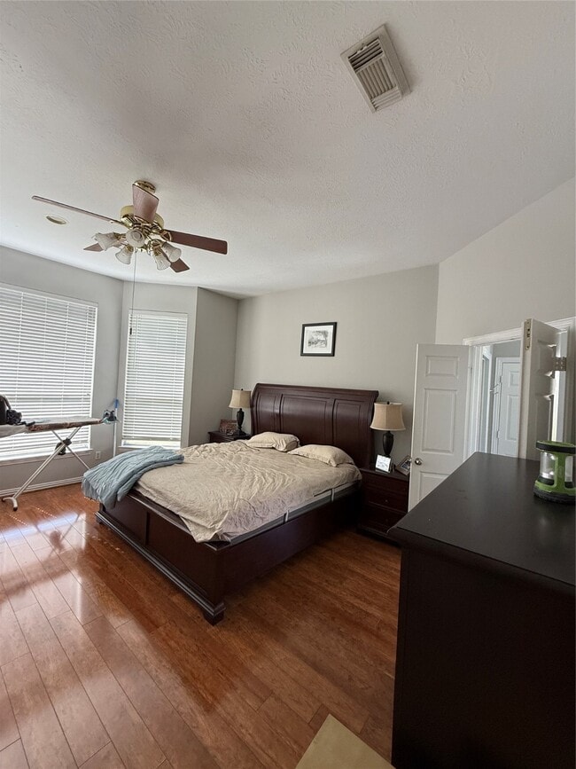 Photo - 814 Spring Mist Ct