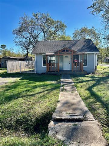 Photo - 101 E Garrity Ave House