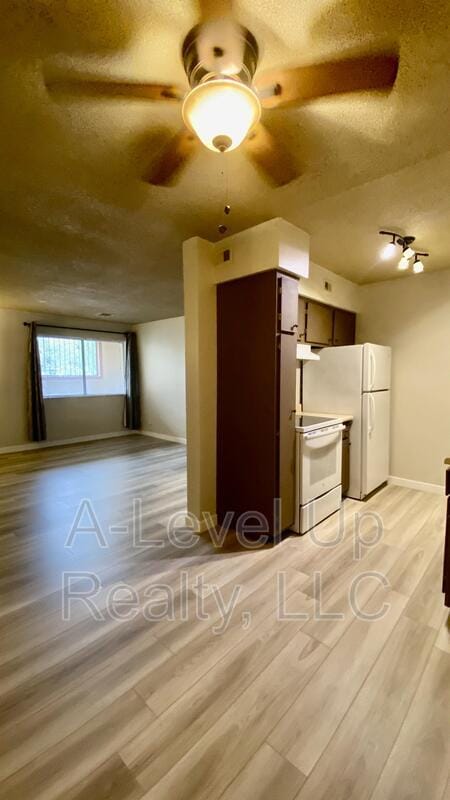 Photo - 441 W Yucca Ct Unit 204