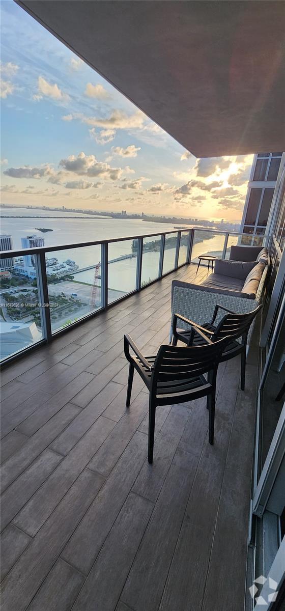 Building Photo - 1100 Biscayne Blvd Unit 5507 Rental