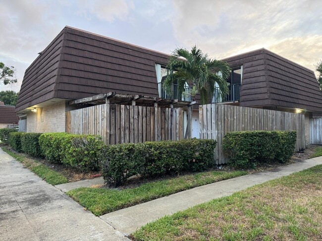 Photo - 2311 23rd Ln