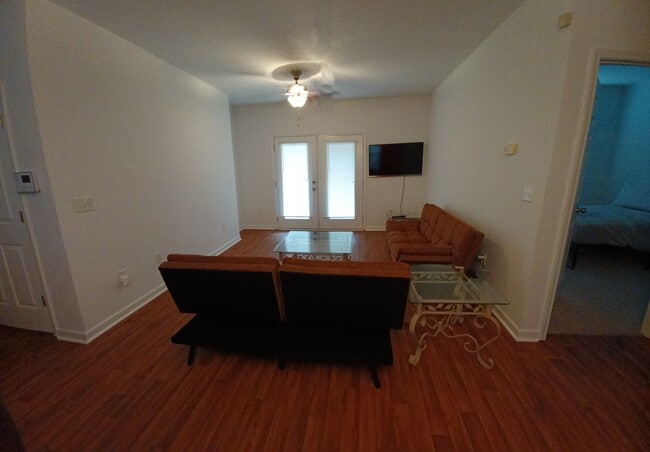 Building Photo - 15 Mill Creek Loop Unit A