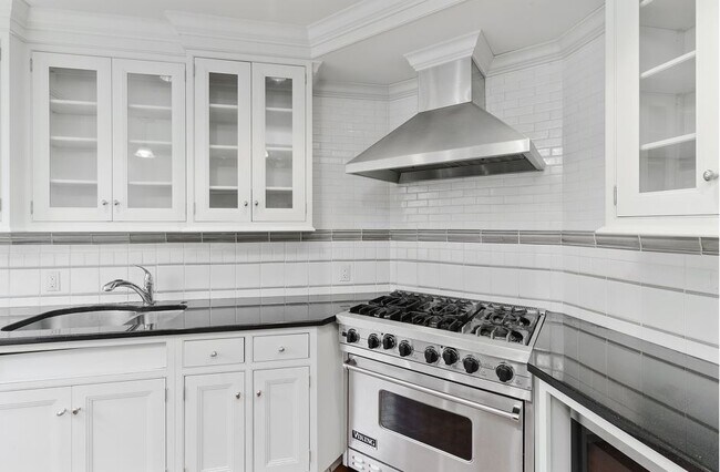 Photo - 1 Lincoln Plz Unit 3A