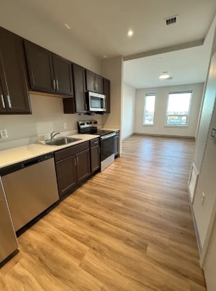 Images are representative samples of the advertised unit. Actual units shown during tours may differ - 957 Tremont St Unit R1