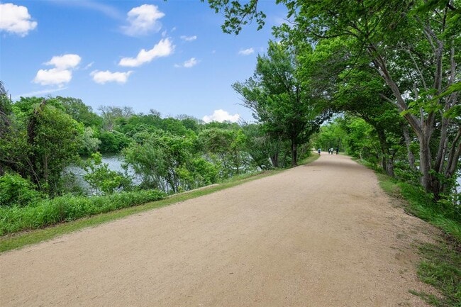 Photo - 73 Julius St