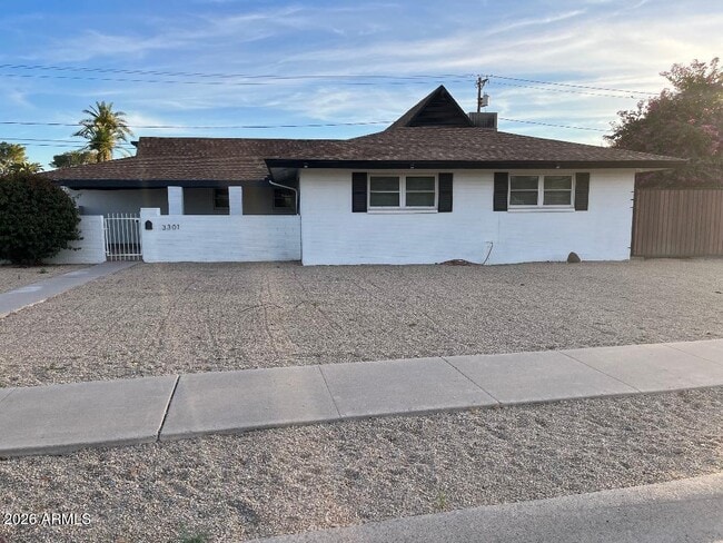 Building Photo - 3301 W Belmont Ave