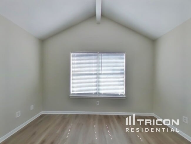 Photo - 16295 Hidden Deer Ln