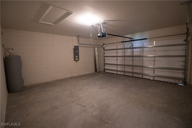 Photo - 514 NW 1st Ln