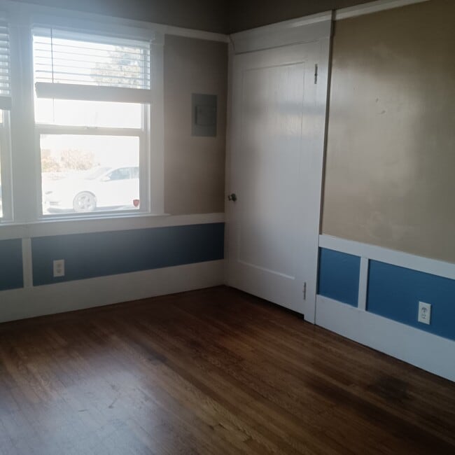 Habitación contigua - 2318 Brooks Ave Unidad 1