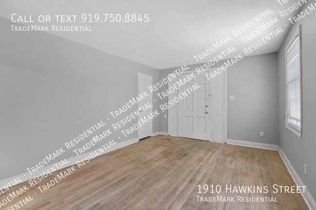 Photo - 1910 Hawkins St