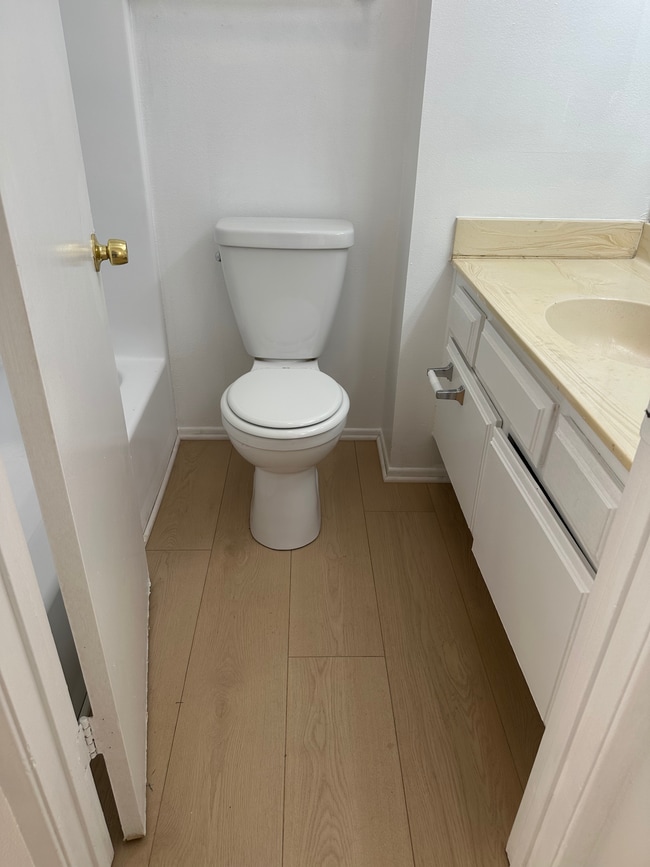 Photo - 231 N Isabel St Unit 8