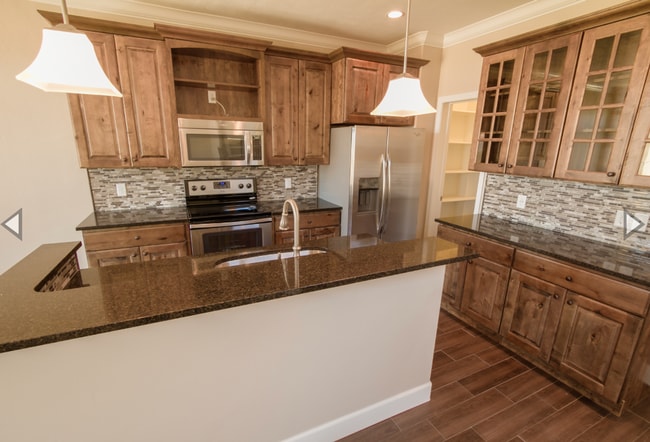 Photo - Italian Villages | 3-Bedroom Villa La Vigne (Unfinished Basement)