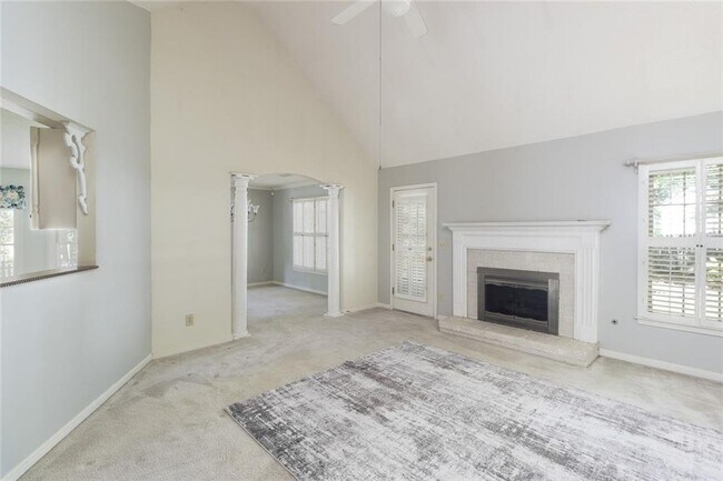 Photo - 1097 Kearney Ln