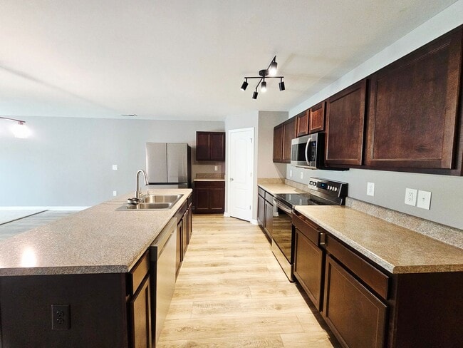 Photo - 1420 Demila Dr