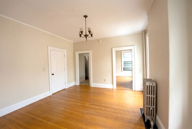 Photo - 52 Carleton St Unit 3