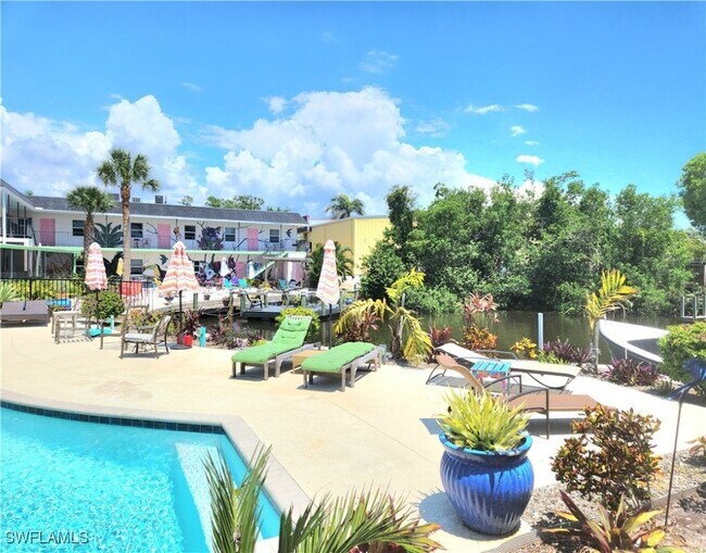 Photo - 2840 Shoreview Dr Unit 7