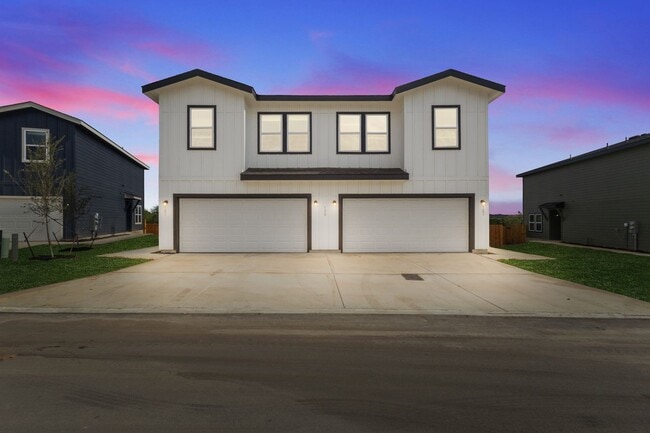 Building Photo - 130 Sai Mnr Unit 130 Sai Manor  101