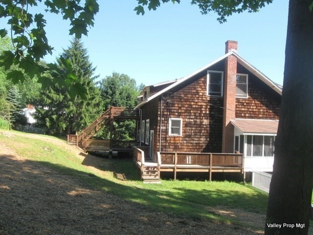 Building Photo - 1381 S East St