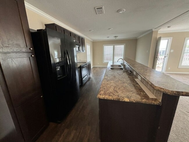 Photo - 10 Harbor Cove Ct