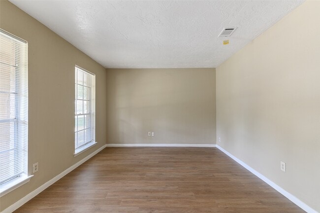 Photo - 10427 Huntington Pl Dr