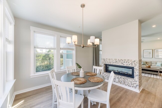 Photo - 1703 Paget Rd
