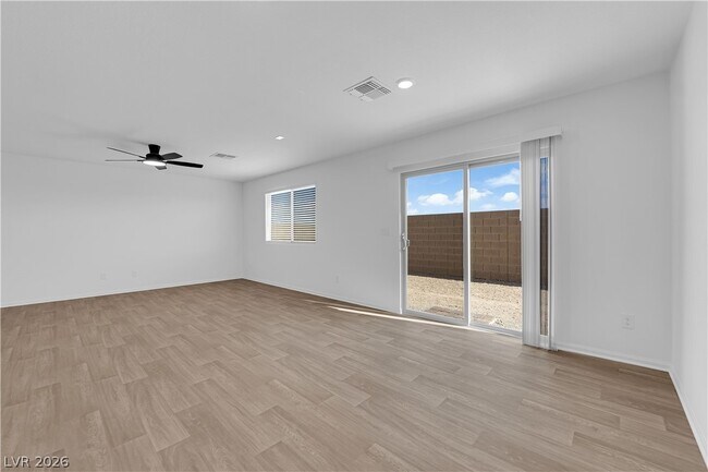 Photo - 6020 Swift Lariat St