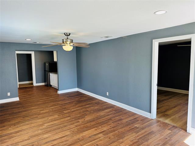 Photo - 2801 Ennis Ave