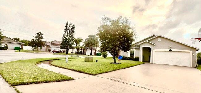 Photo - 1087 Osborne Ct