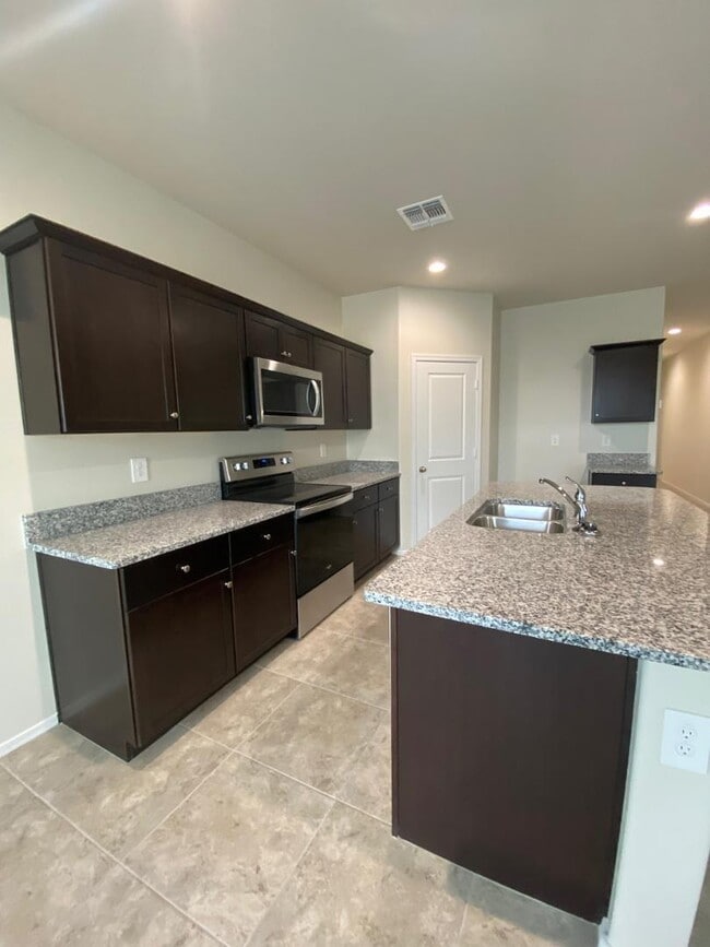 Photo - 24402 W Pueblo Ave