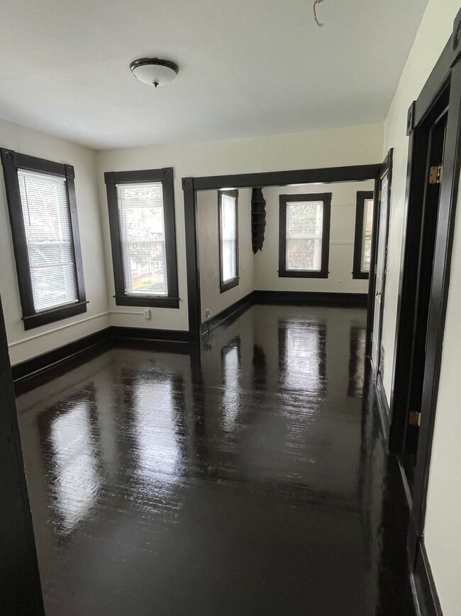 Photo - 41 Clarendon St Unit 2