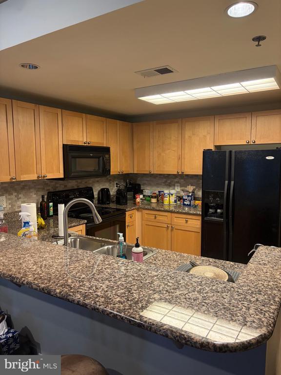 Photo - 777 7th St NW Unit 703