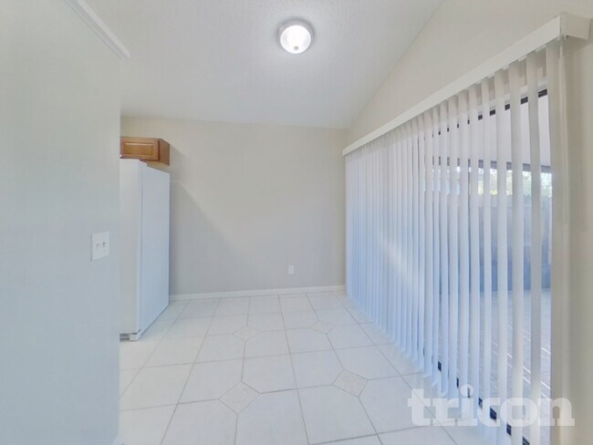 Photo - 10516 Parkcrest Dr