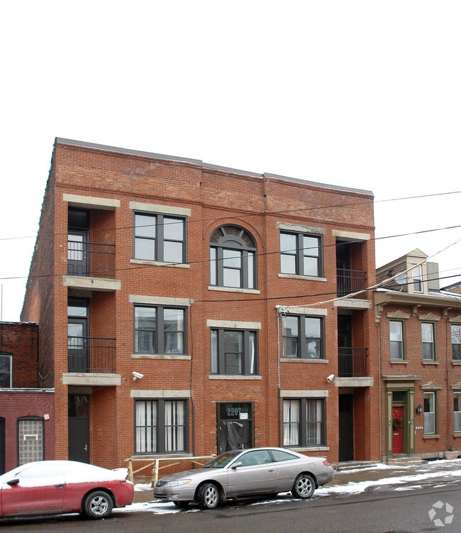 2207 Jane St Apartments For Rent in Pittsburgh, PA