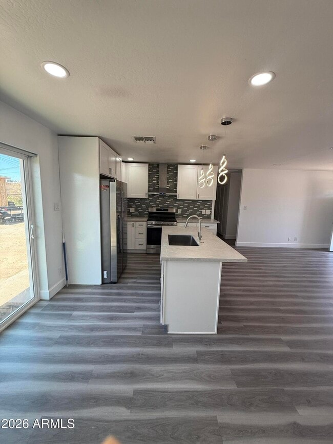 Photo - 12022 W Ash St