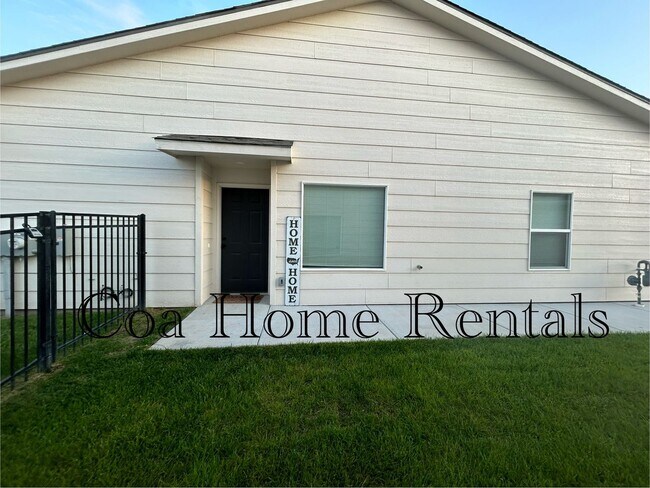 Photo - Great West Side Town Home