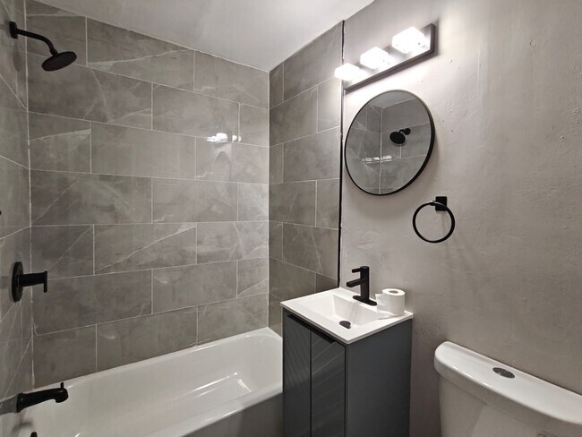 Photo - 7108 Oxford Ave Unidad 59