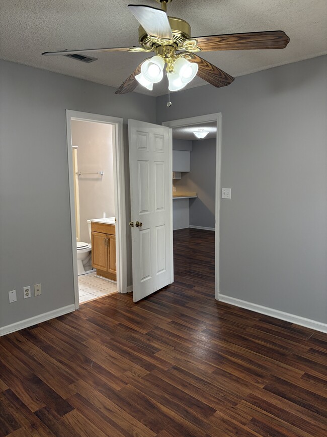 Photo - 201 Blue Pool Dr