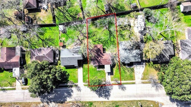 Photo - 5907 W 43rd St House