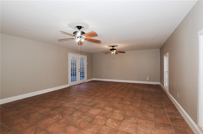 Photo - 1441 Blvd Lorraine SW