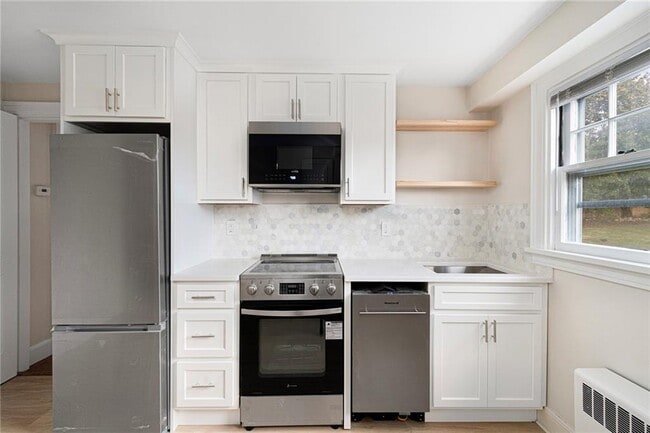 Photo - 118 Ruggles Ave Unit 202