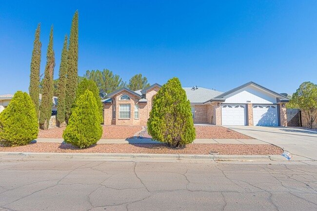 Building Photo - 2266 Nancy McDonald Dr