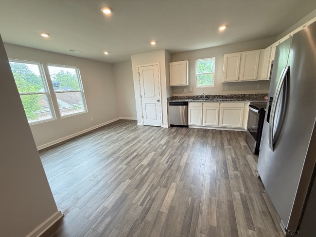 Photo - 213 Lowell Ave