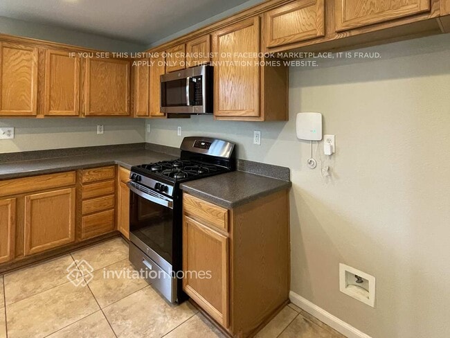 Photo - 3461 Presley Ave