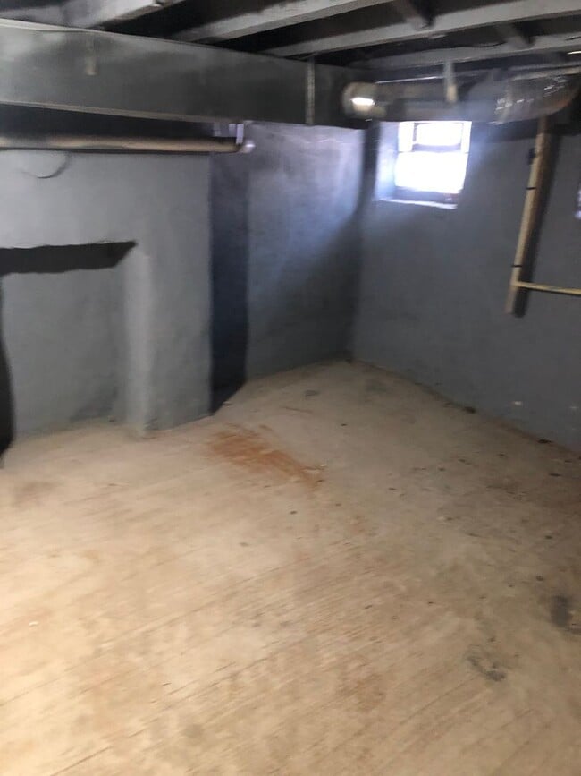 Photo - Charming row home in Baltimore City!