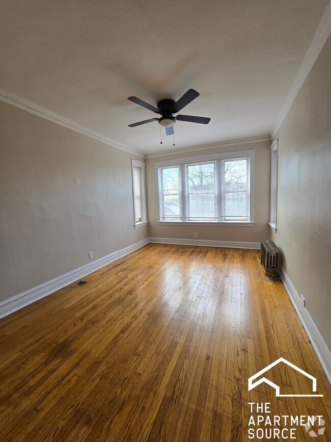 Building Photo - 3258 W Belle Plaine Ave Unit 3 Rental