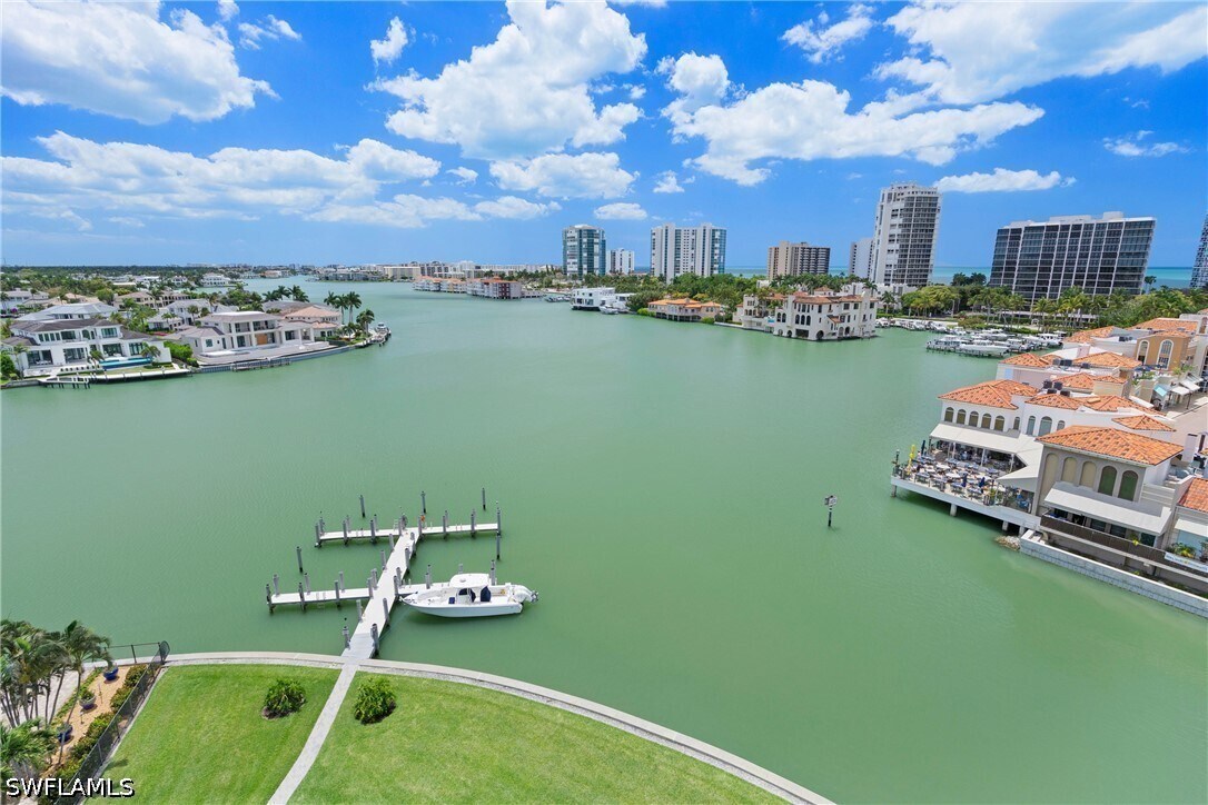Photo - 250 Park Shore Dr Unidad 803